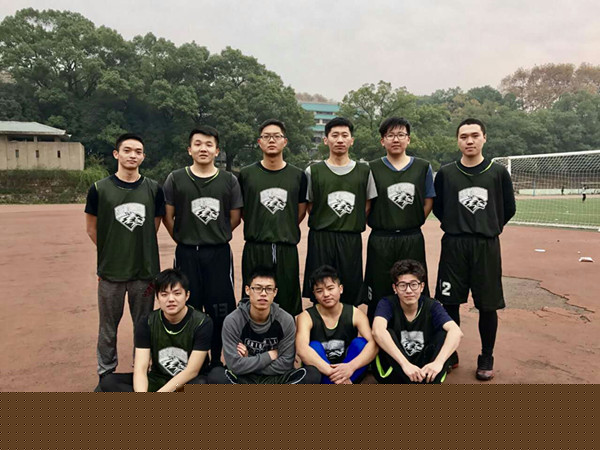 篮球赛合影(1)_副本.jpg